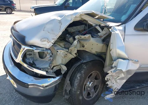 1999 Ford F-150 Lariat/Xl/Xlt from USA, damaged, VIN 1FTRX17L5XNA01781